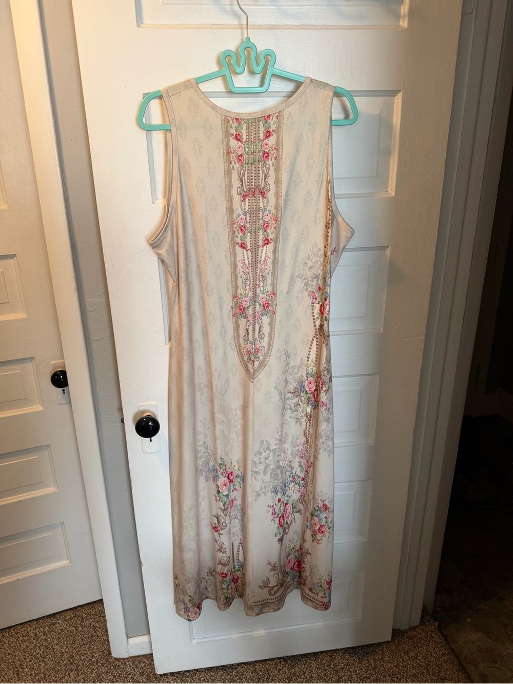 Cream Floral Sleeveless Maxi Dress
